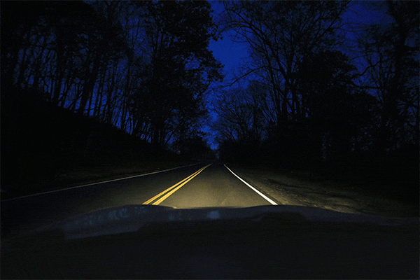 Sử dụng đèn pha khi cần thiết