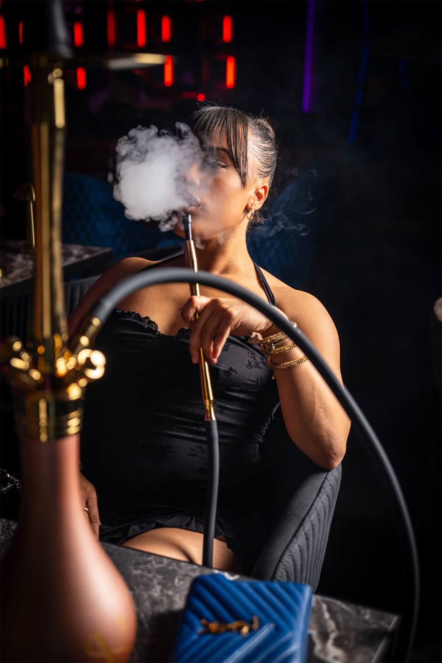 Người hút shisha