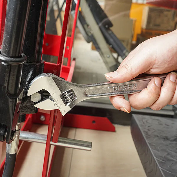 Mỏ lết điều chỉnh