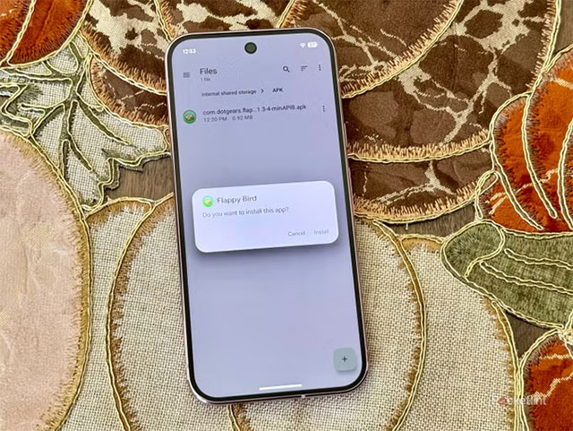 F-Droid cáo buộc Google bóp nghẹt tự do Android với chính sách mới về sideloading