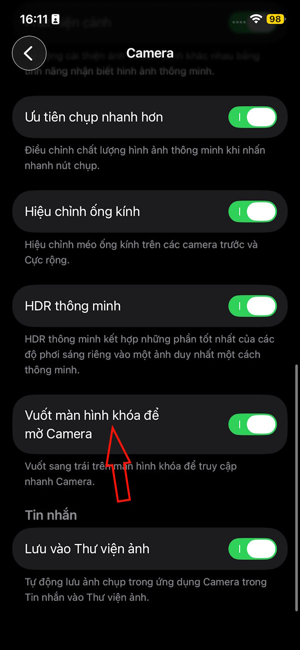 Vuốt trái mở camera iPhone