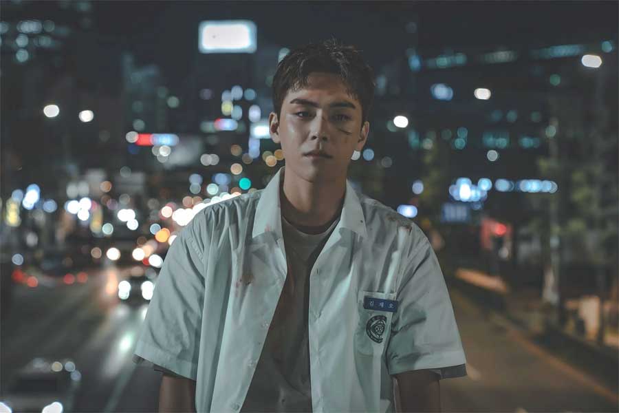 Nam chính trong phim DearX