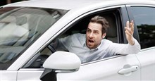 Những vi phạm luật lái xe của đàn ông thường được phụ nữ chú ý nhất