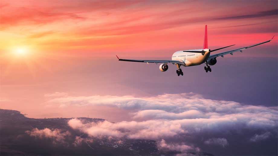 Máy bay bay vào vũ trụ