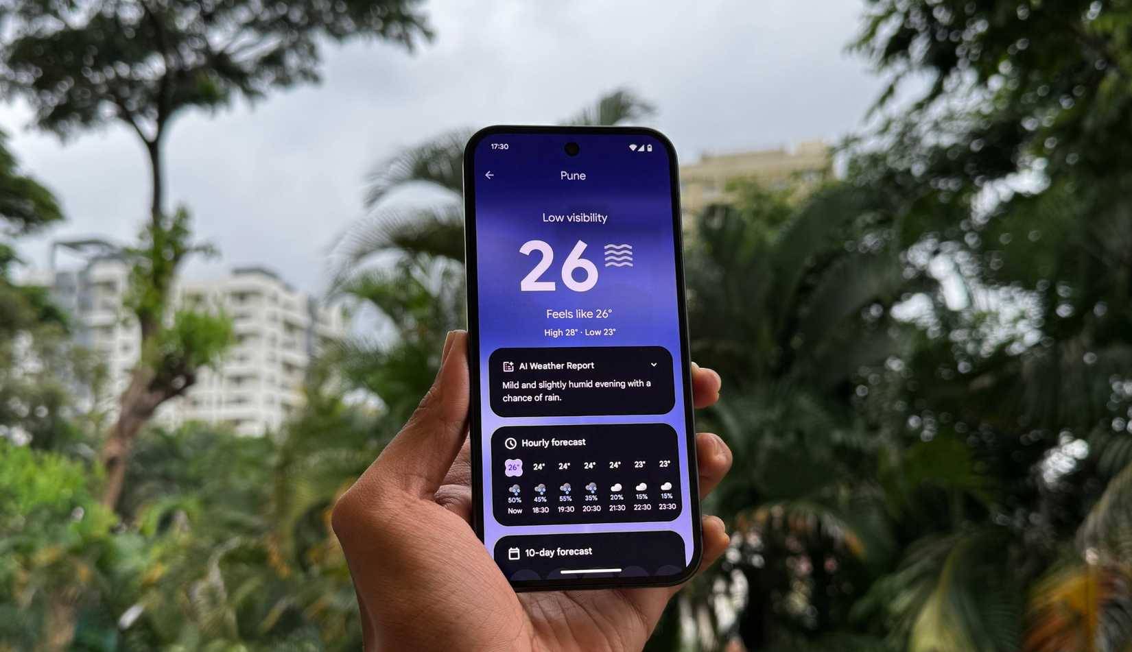 Ứng dụng Thời tiết và báo cáo do AI tạo ra trên Pixel 9