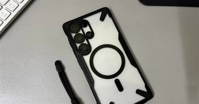 Cử chỉ bàn phím mới của Samsung giúp việc gõ phím trở nên cực kỳ nhanh chóng