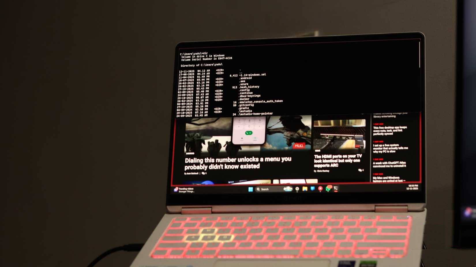 Chế độ xem toàn màn hình của lệnh dir trong Quake Mode