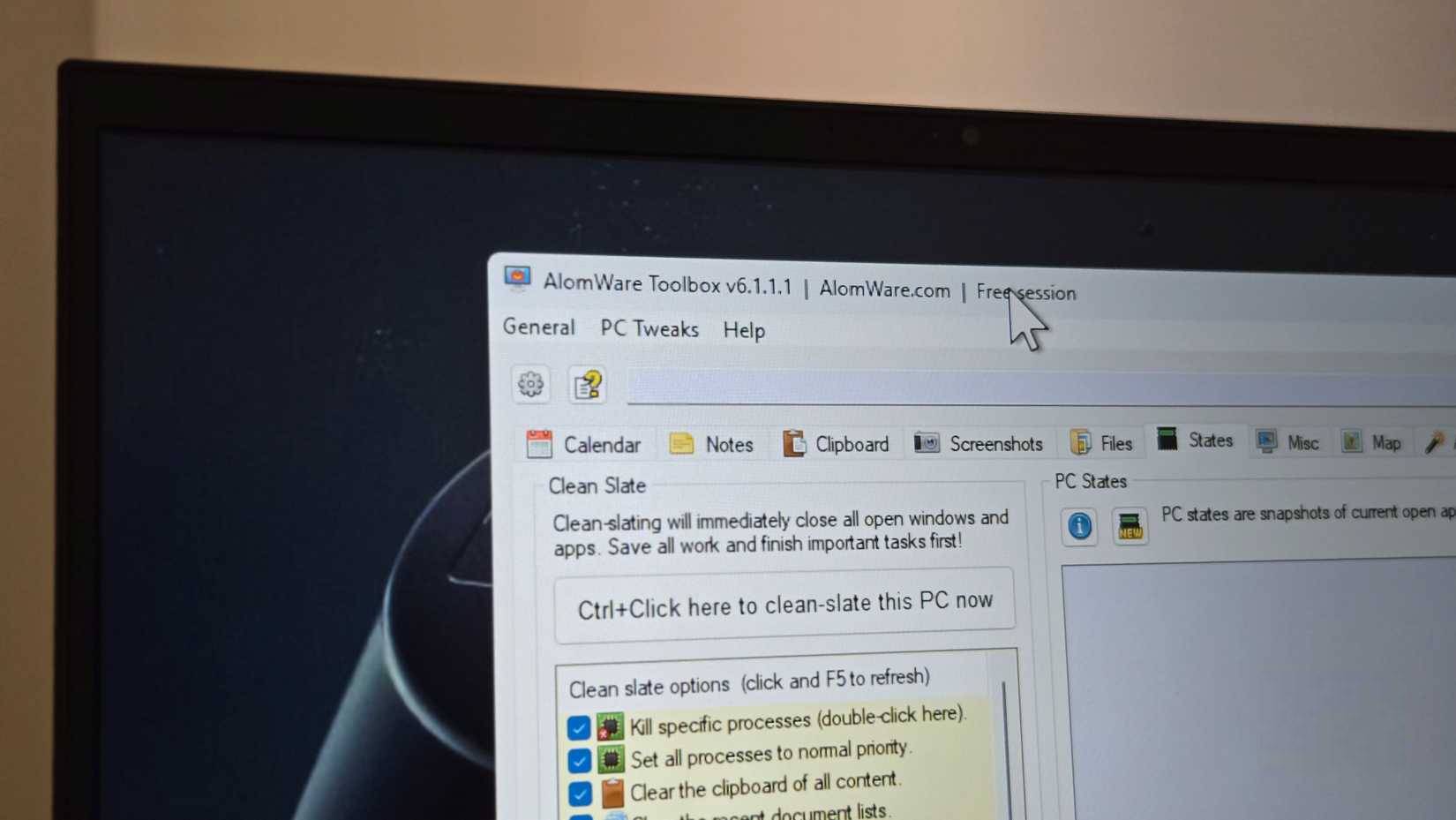 Tab States của Alomware Toolbox được chọn