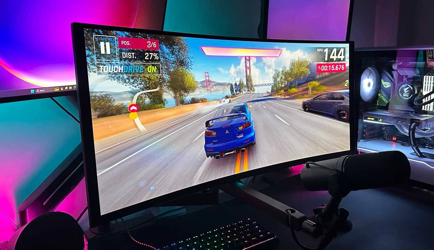 Asphalt 9 Legends chạy trên PC chơi game Windows