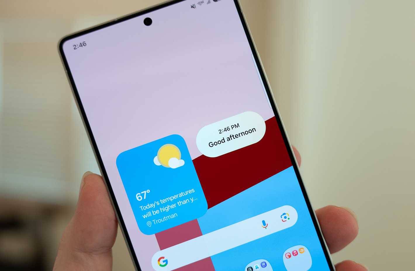 Widget Brief chạy trên Samsung Galaxy S25 Ultra