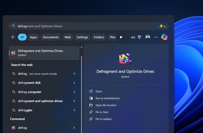 Công cụ Defragment and Optimize Drives trong Windows 11