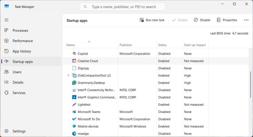 Task Manager hiển thị danh sách ứng dụng khởi động