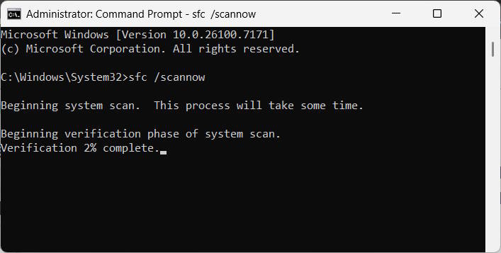Sử dụng lệnh sfc /scannow