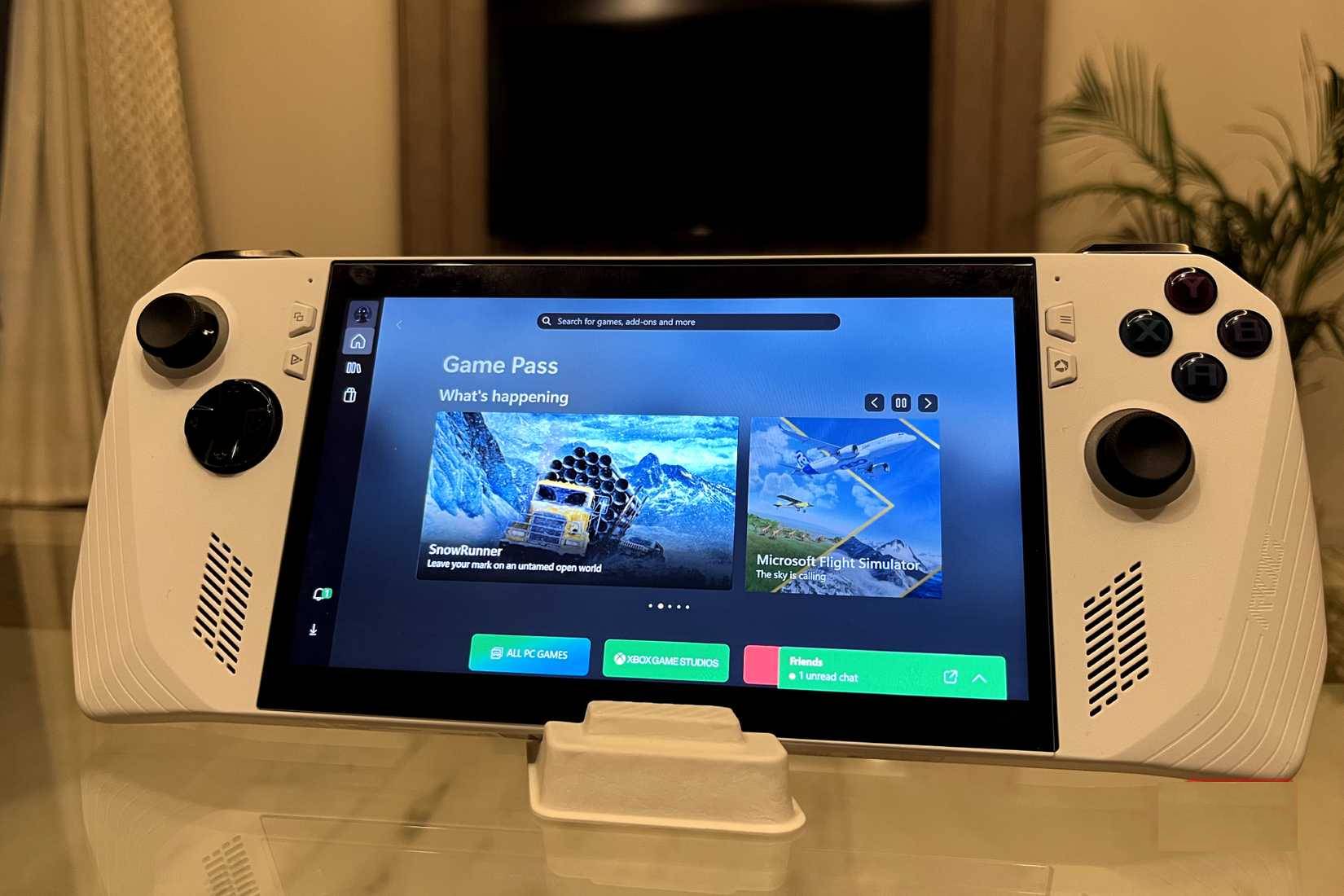 ASUS ROG Ally chạy ứng dụng Xbox