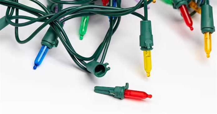 Cách sửa đèn trang trí cây thông Noel