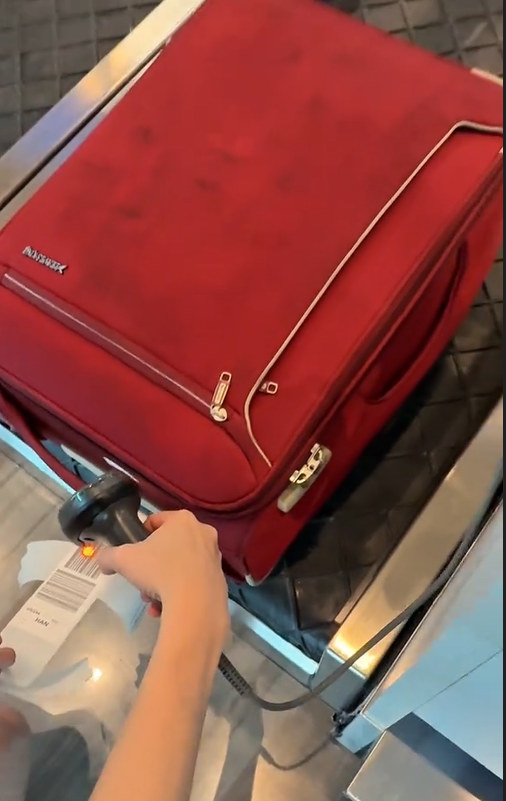 Scan thẻ ký gửi hành lý