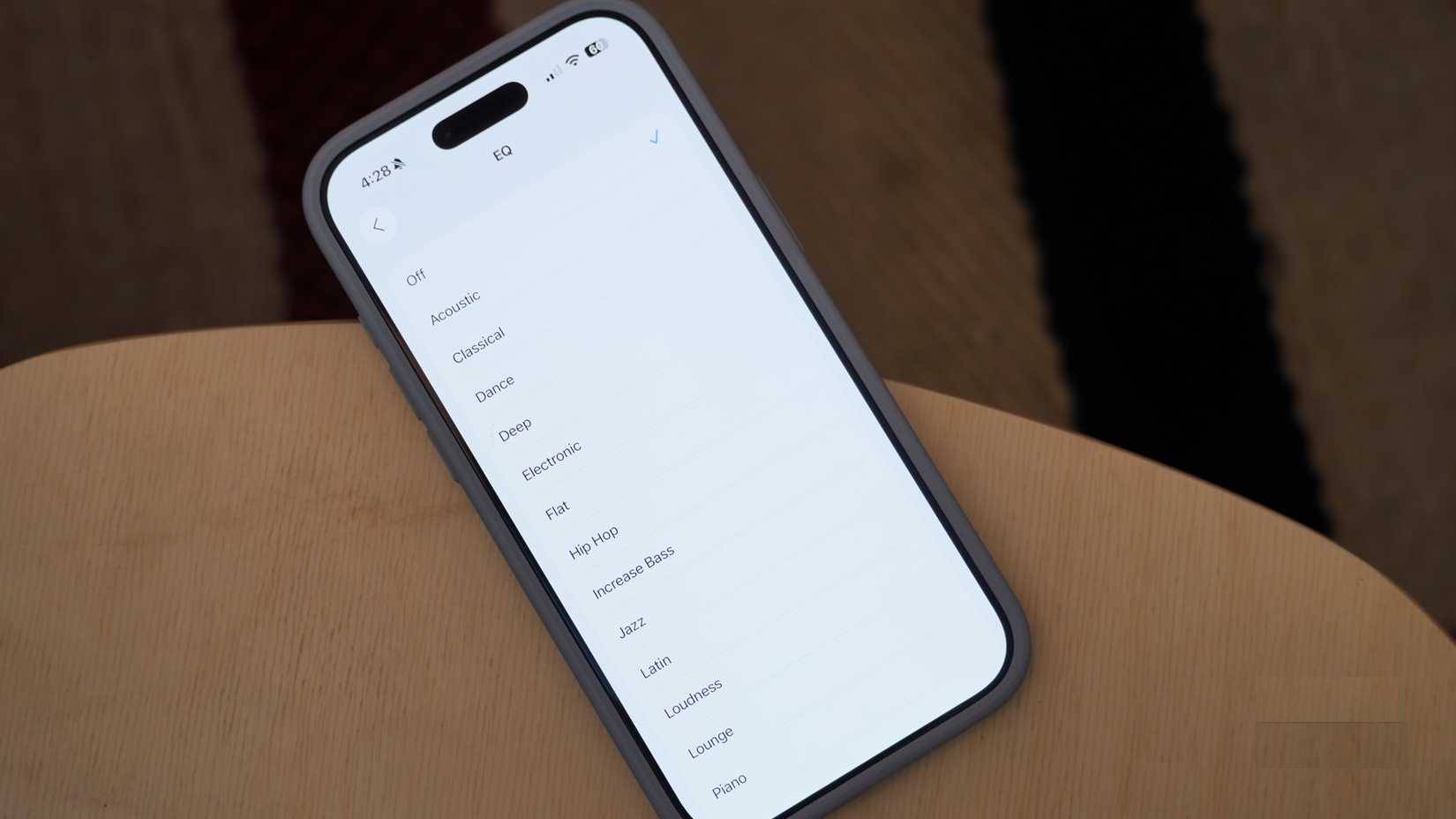 Cài đặt bộ cân bằng Apple Music trên iPhone