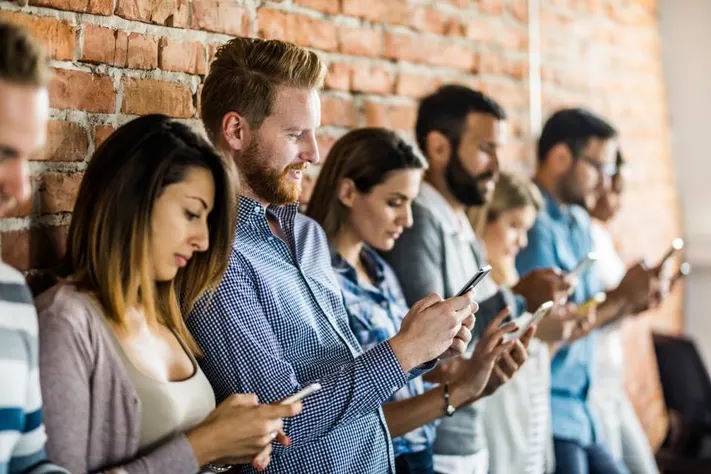 Kiểm tra điện thoại liên tục