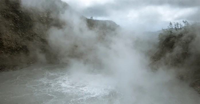 Những hồ nước rùng rợn nhất thế giới