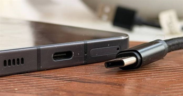 Cách khắc phục cổng USB-C chạy chậm