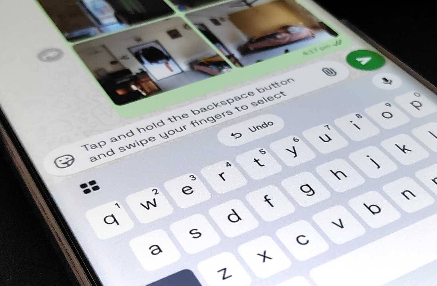Nút hoàn tác trên thanh gợi ý sau khi thực hiện thao tác vuốt để xóa trên Gboard