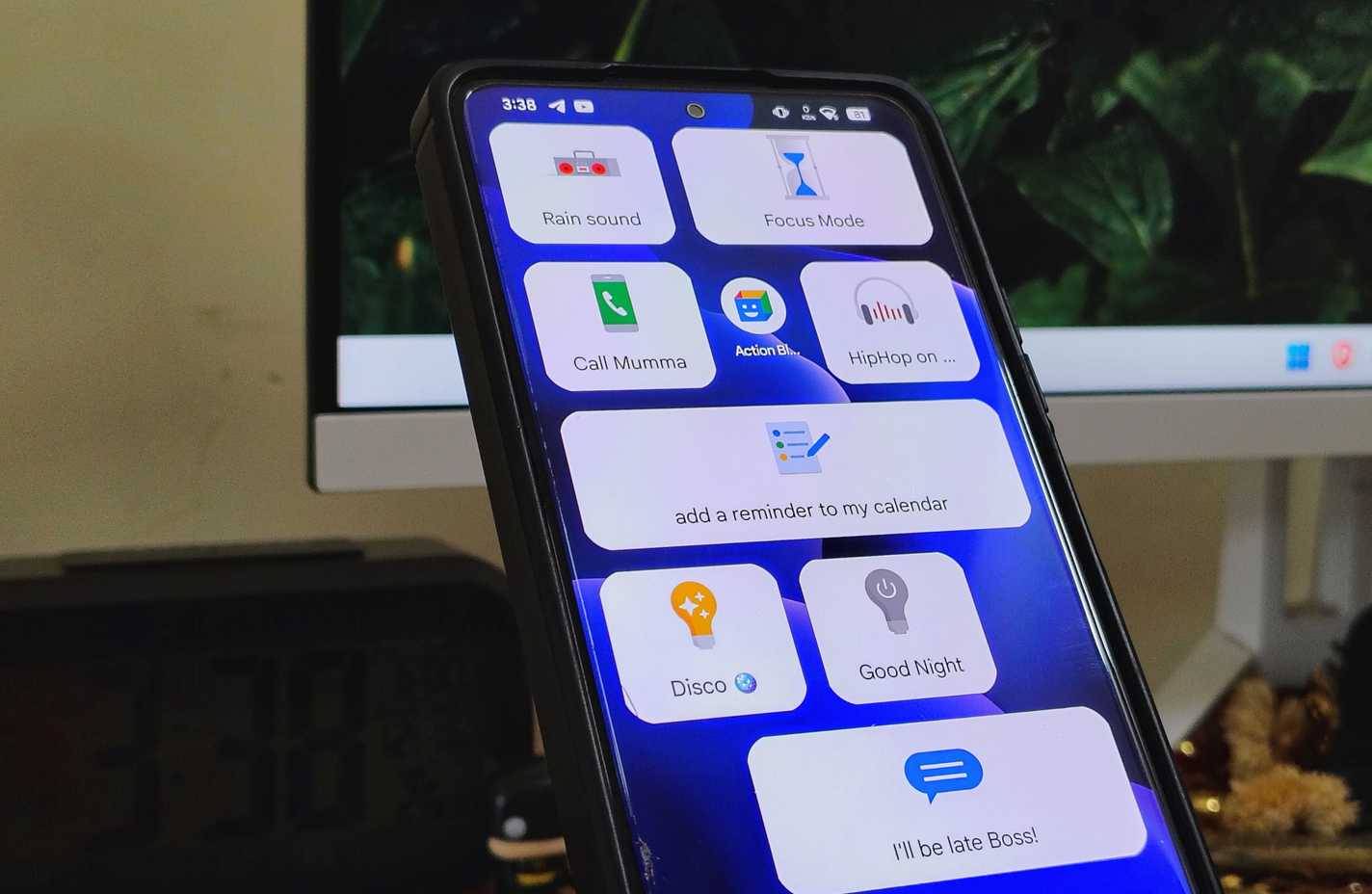 Ứng dụng Action Block với nhiều widget trên màn hình chính Android