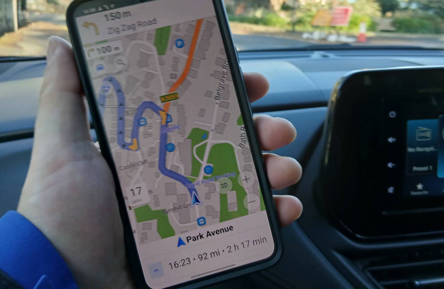 Giao diện bản đồ ngoại tuyến OsMand trên điện thoại di động