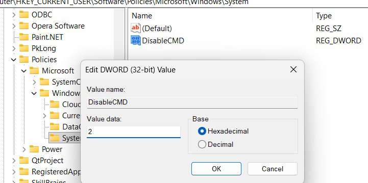 Vô hiệu hóa Command Prompt bằng Windows Registry