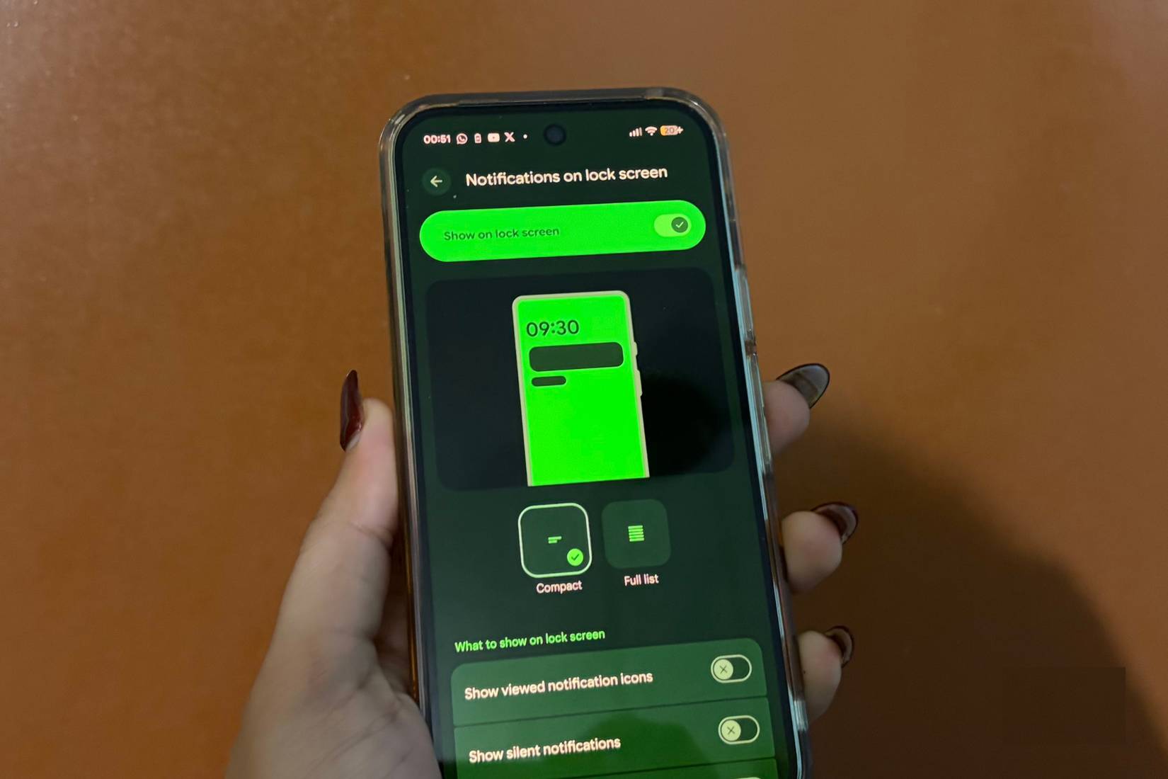 Thông báo trên màn hình khóa của Google Pixel 10 Pro