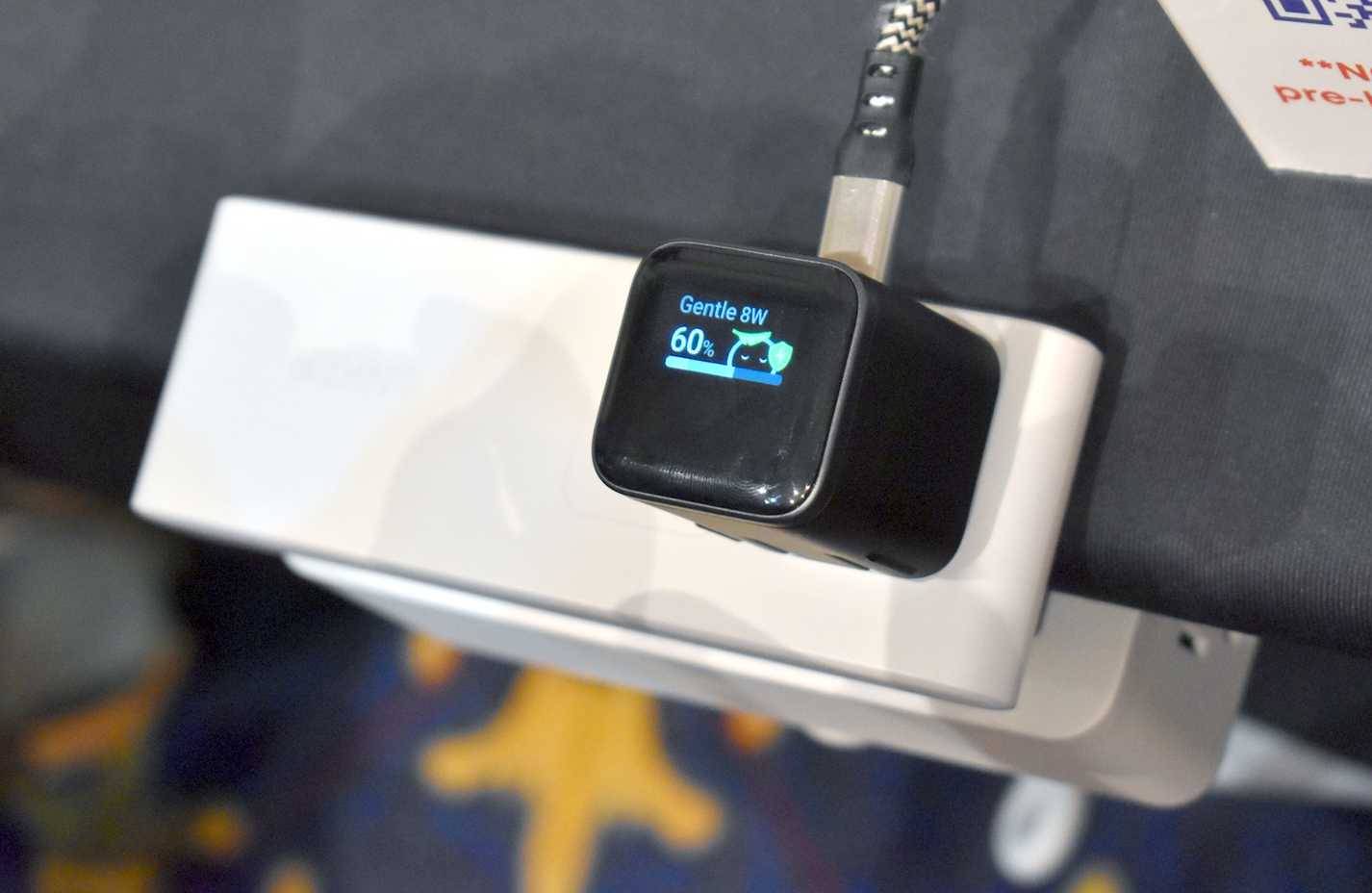 Bộ sạc Nano 45W của Anker tại CES 2026