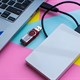 Đừng mua USB flash drive thường nữa: USB SSD là lựa chọn tốt hơn trong năm 2026