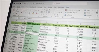 Tìm hiểu về Focus Cell: Cài đặt ẩn trong Excel giúp bảng tính dễ đọc hơn ngay lập tức