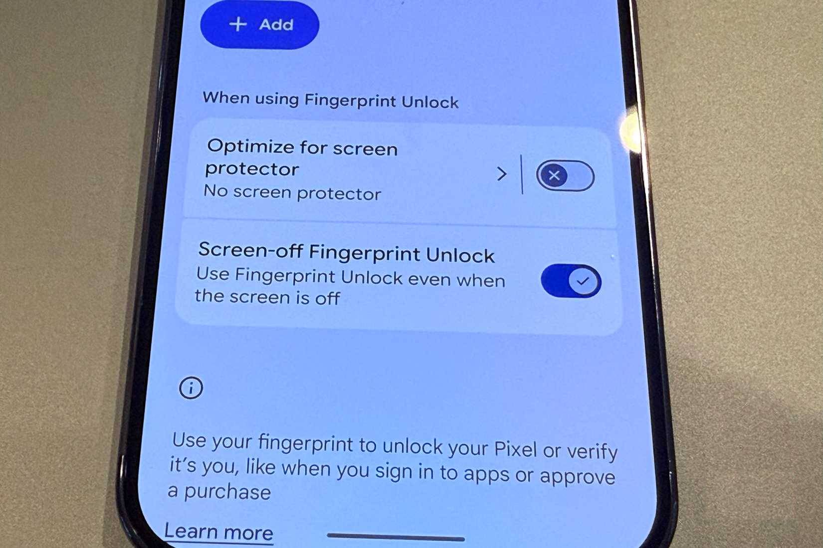 Mở khóa bằng vân tay khi màn hình tắt trên Pixel