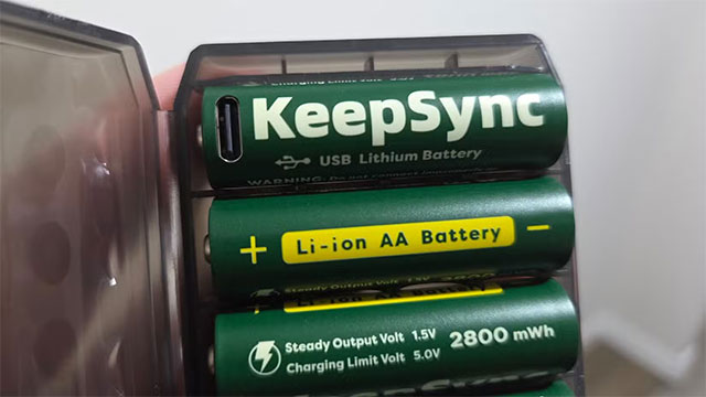 Pin AA và AAA sạc lại bằng USB-C