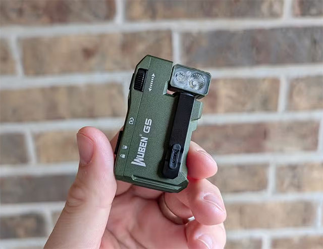 Đèn pin EDC có cổng USB-C