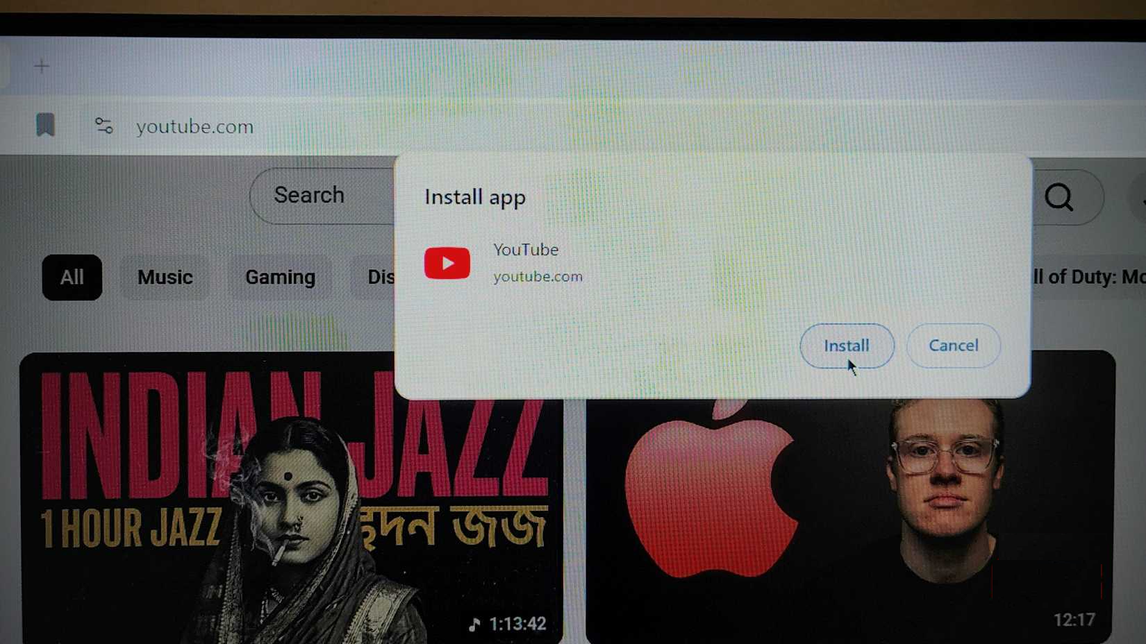 Cửa sổ xác nhận cài đặt YouTube PWA