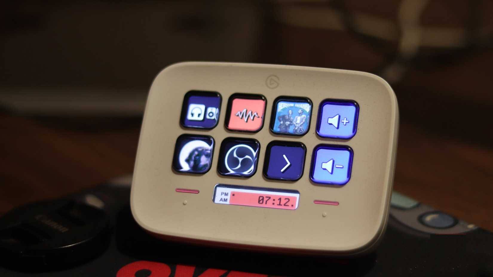 Các phím tắt ứng dụng trên Stream Deck Neo