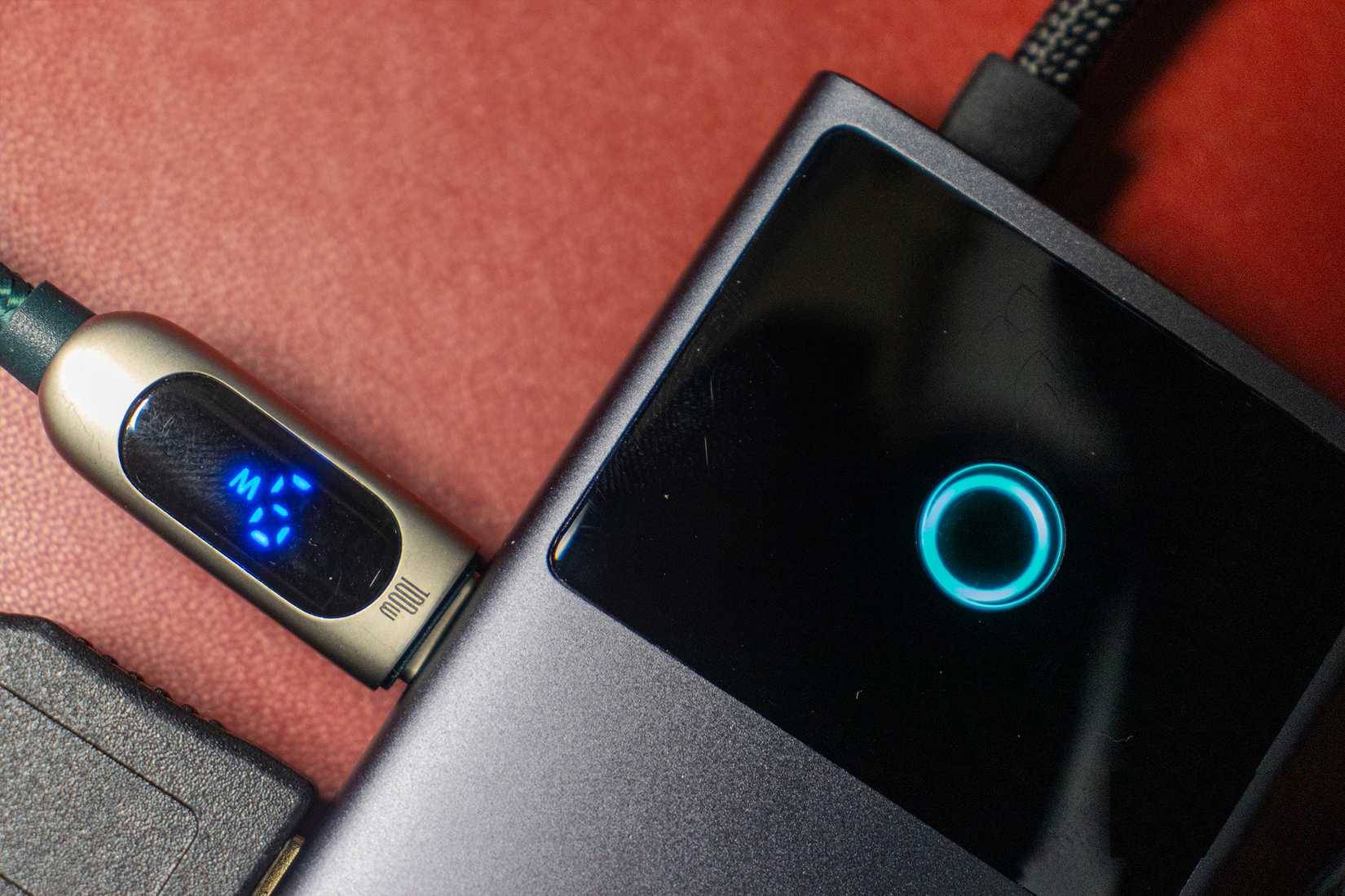 Baseus Metal Gleam Series II 6-in-1 USB Hub hiển thị sạc PD 100W