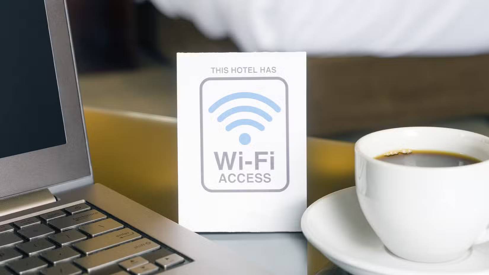 Truy cập Wi-Fi khách sạn