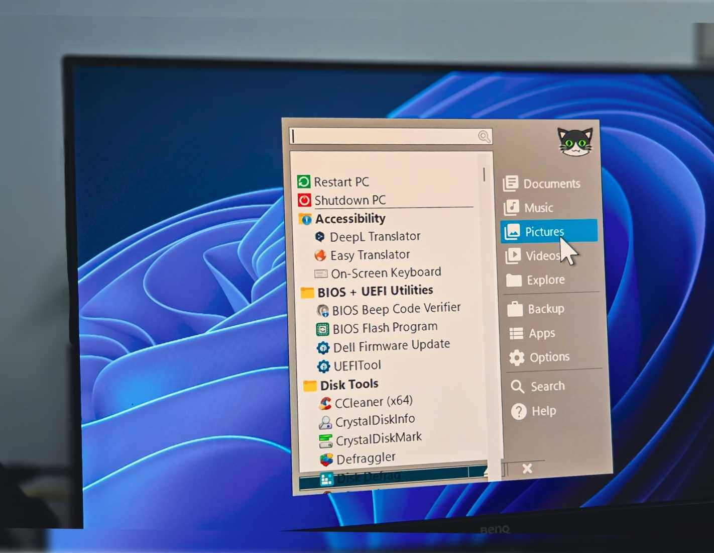 Nền tảng ứng dụng portable đang mở trên màn hình BENQ