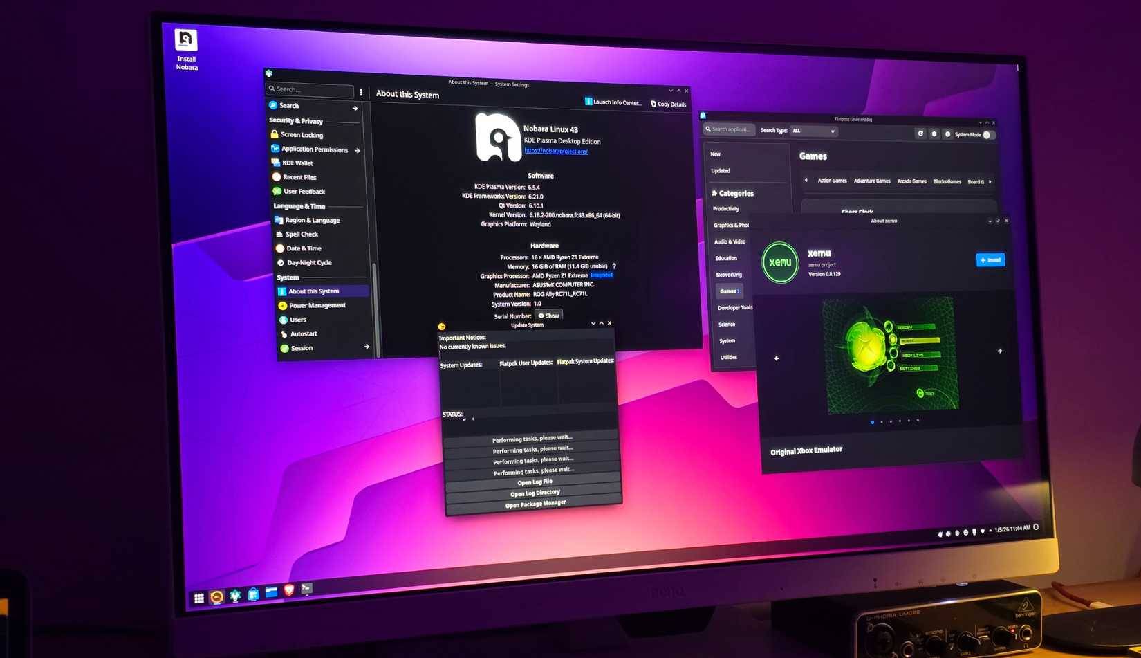 Nobara đang chạy trên máy tính với nhiều ứng dụng đang mở