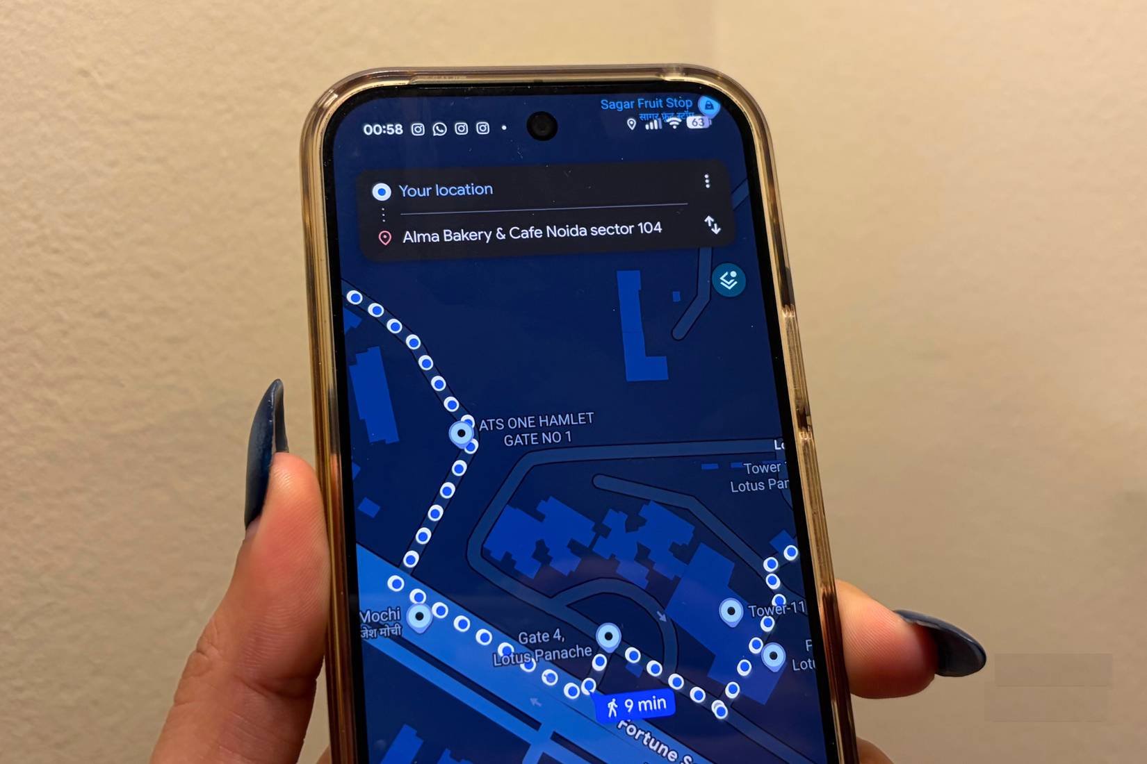 Chỉ dẫn đi bộ trên ứng dụng Google Maps trên Android