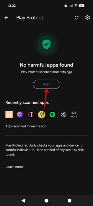 Nhấn vào nút Scan trong Play Protect trên điện thoại Android.