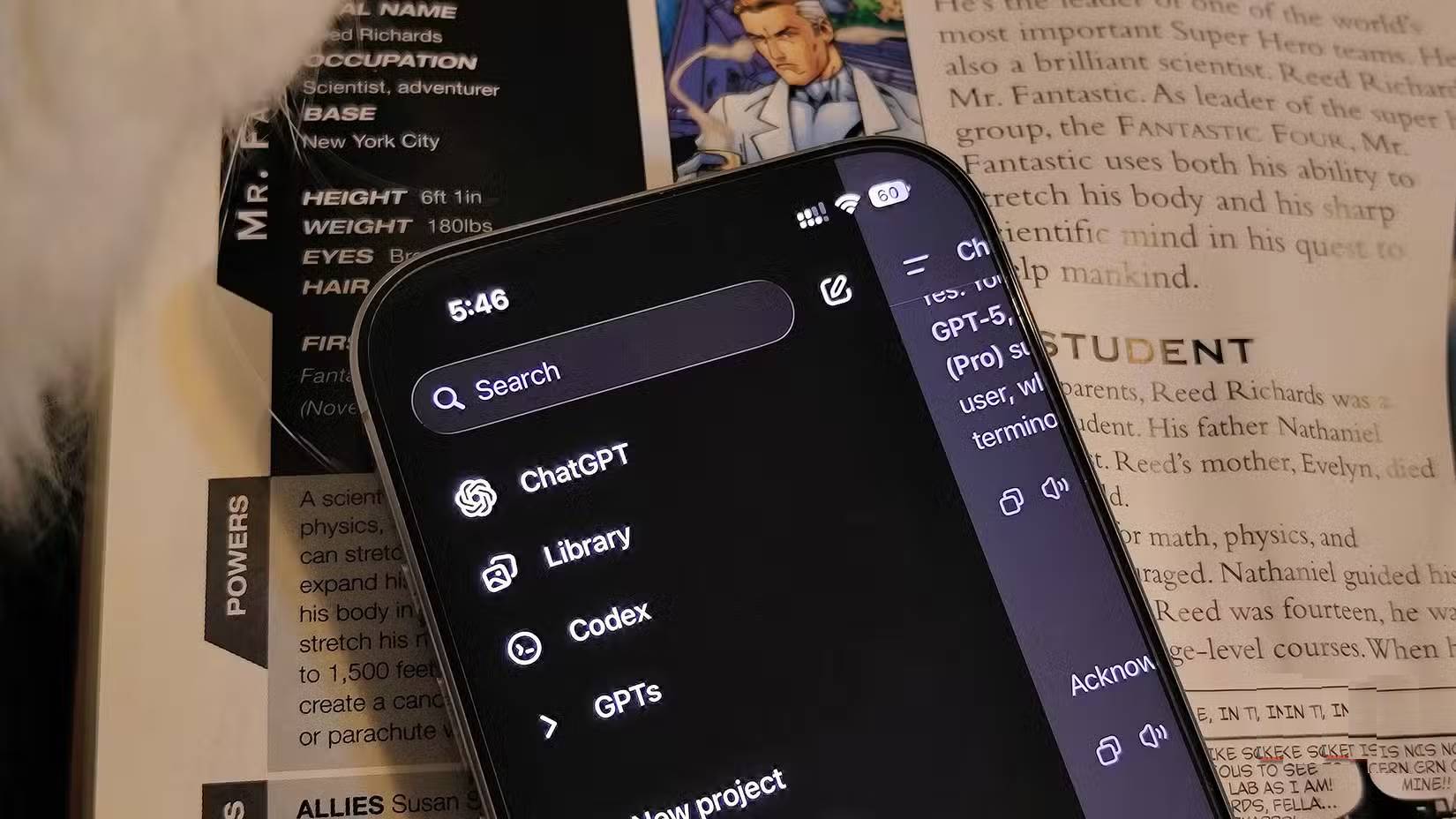 iPhone với ứng dụng ChatGPT