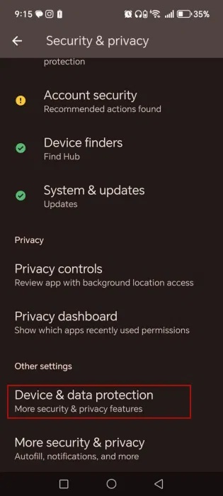 Nhấn vào Device & data protection trên điện thoại Honor.