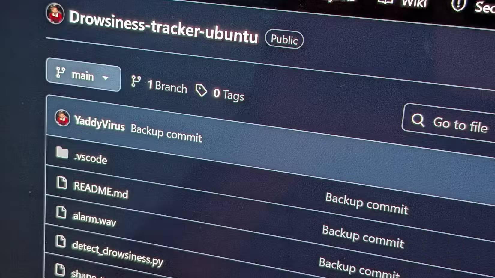 Một bản sao lưu trong kho lưu trữ GitHub