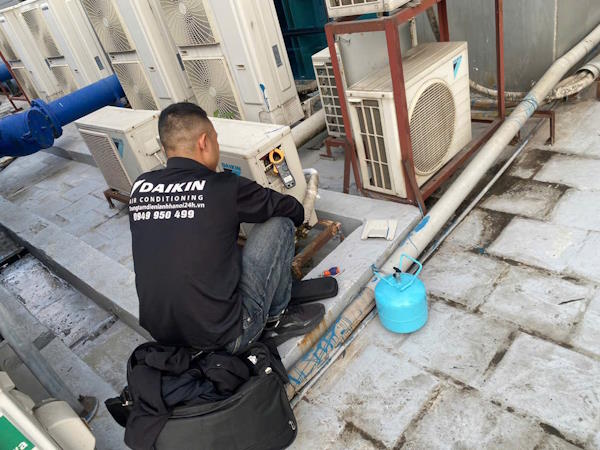 Sửa điều hòa, bơm gas điều hòa