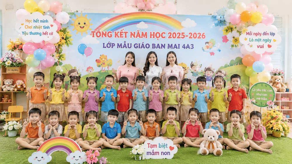 Ảnh tốt nghiệp cuối năm lớp mầm non