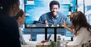 Giao tiếp bất đồng bộ và nhóm làm việc từ xa