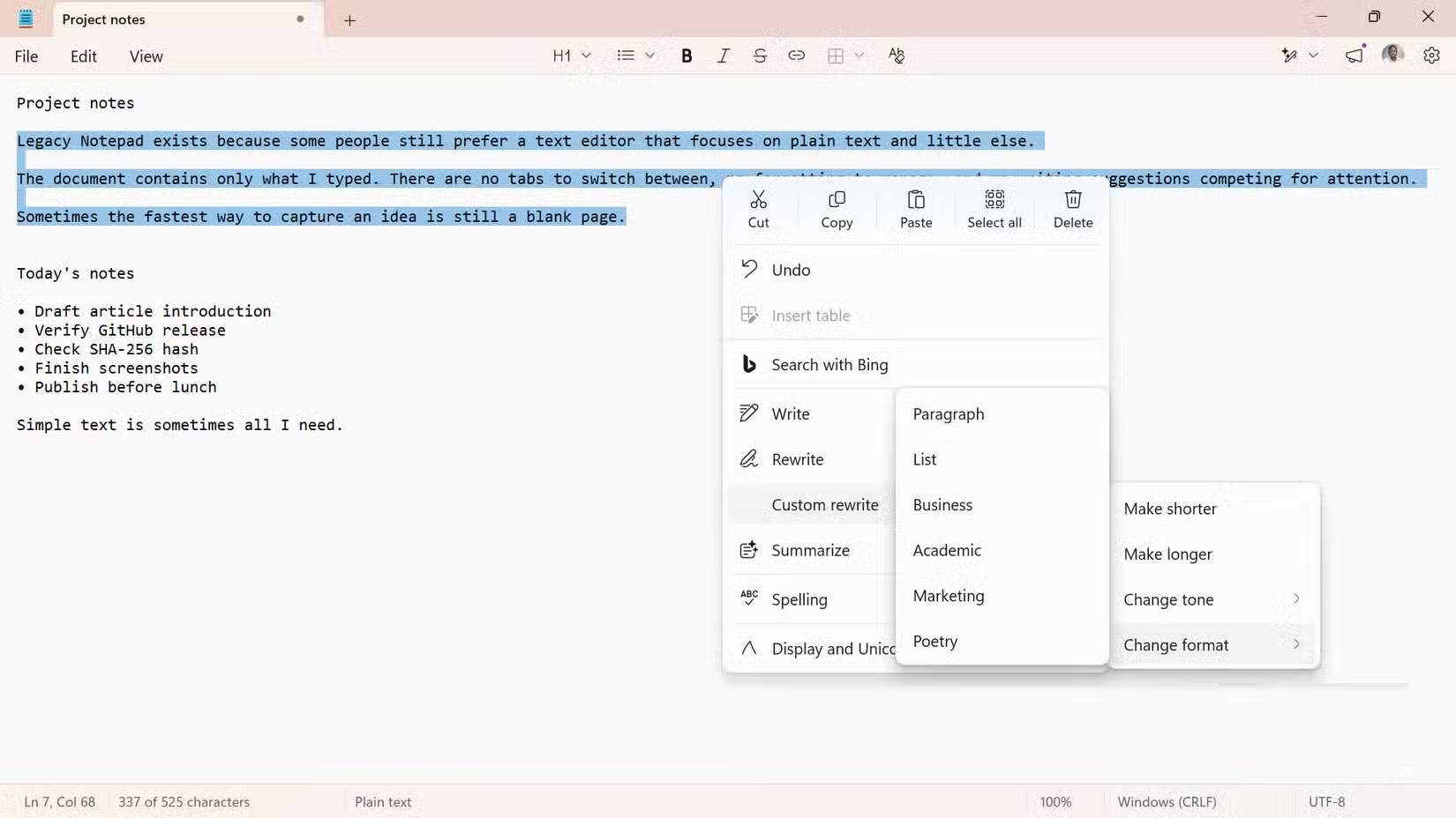 Ứng dụng Notepad trên Windows với menu ngữ cảnh đang mở